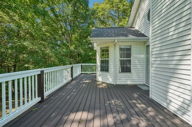 1041 Cross Country Dr, Kingston Springs, TN 37082
