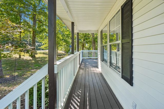 1041 Cross Country Dr, Kingston Springs, TN 37082