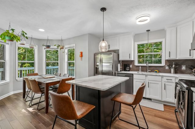 1041 Cross Country Dr, Kingston Springs, TN 37082