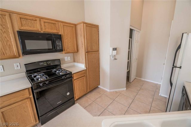 6590 TUMBLEWEED RIDGE Lane 101, Henderson, NV 89011