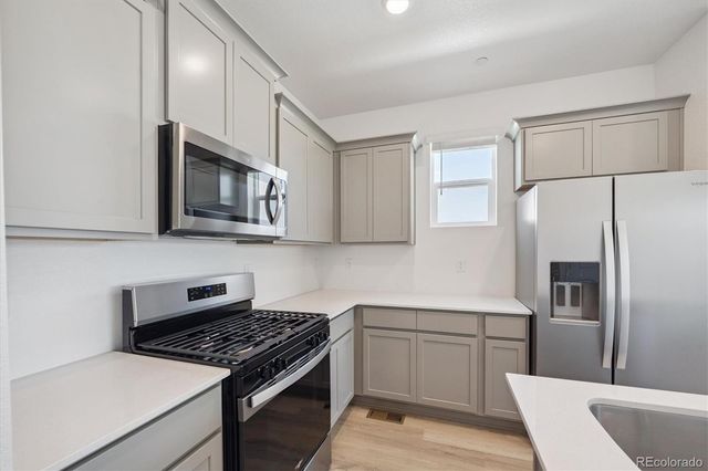 18814 E 99th Avenue, Commerce City, CO 80022