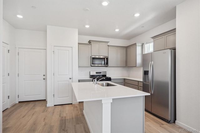 18814 E 99th Avenue, Commerce City, CO 80022