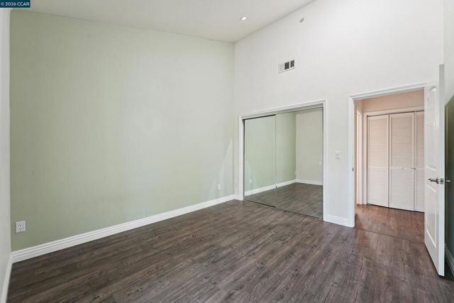 1539 Geary Rd C, Walnut Creek, CA 94597