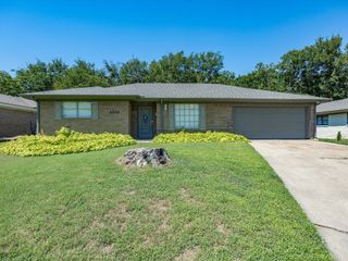 6908 Trimble Drive, Fort Worth, TX 76134