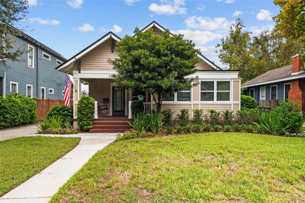 Image 2 of property listing at 5507 N SEMINOLE AVENUE, Tampa, FL 33604