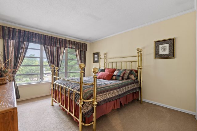 9245 Sunny Shore Lane, Chattanooga, TN 37416