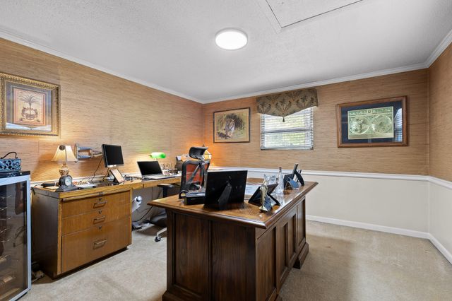 9245 Sunny Shore Lane, Chattanooga, TN 37416