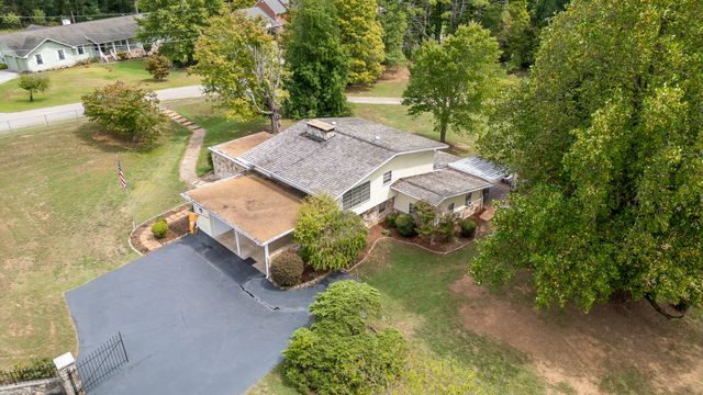 9245 Sunny Shore Lane, Chattanooga, TN 37416