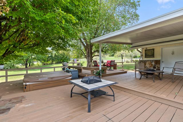 9245 Sunny Shore Lane, Chattanooga, TN 37416