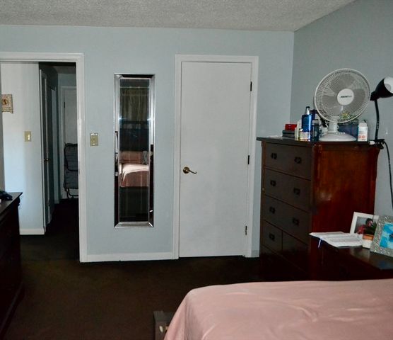 264 East Haverhill 4, Lawrence, MA 01841