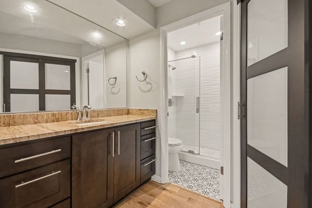 8620 Waukegan Road 511, Morton Grove, IL 60053