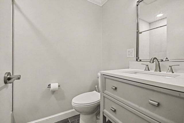 8620 Waukegan Road 511, Morton Grove, IL 60053