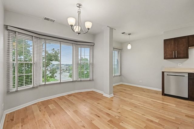 8620 Waukegan Road 511, Morton Grove, IL 60053