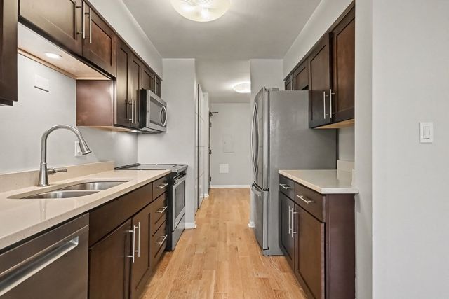 8620 Waukegan Road 511, Morton Grove, IL 60053