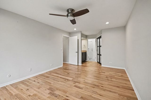 8620 Waukegan Road 511, Morton Grove, IL 60053