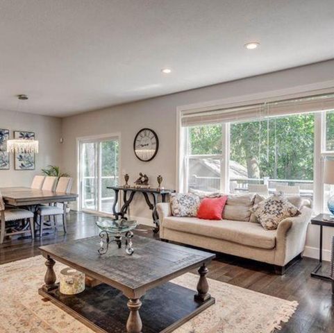 12601 Ridgemount Avenue W, Minnetonka, MN 55305