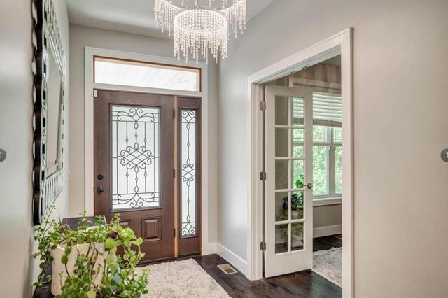12601 Ridgemount Avenue W, Minnetonka, MN 55305