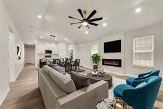 1320 E 3rd Avenue, Corsicana, TX 75110
