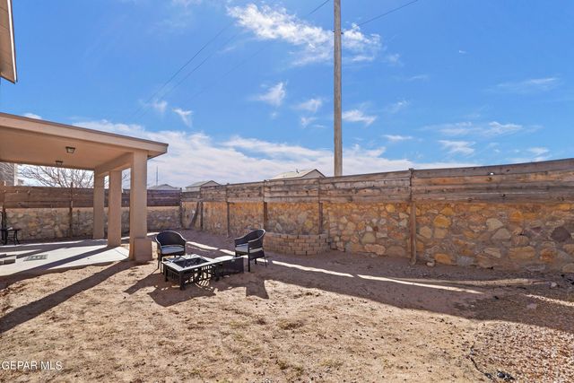 2237 LEAFY POINT Place, El Paso, TX 79938