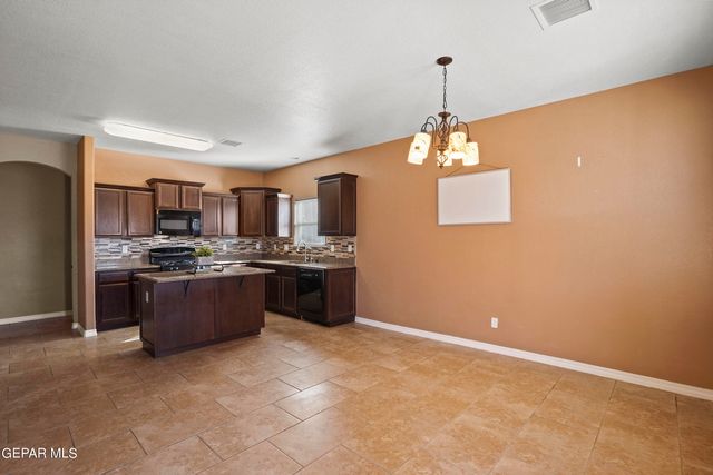 2237 LEAFY POINT Place, El Paso, TX 79938