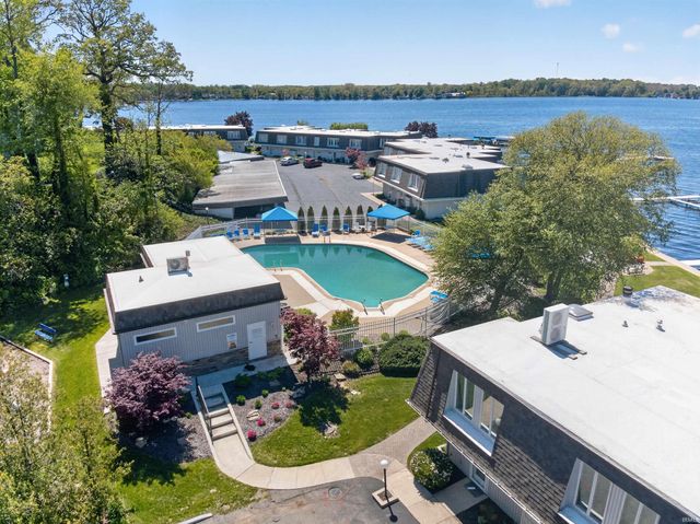 10095 N Turkey Creek Rd Apt 22, Syracuse, IN 46567