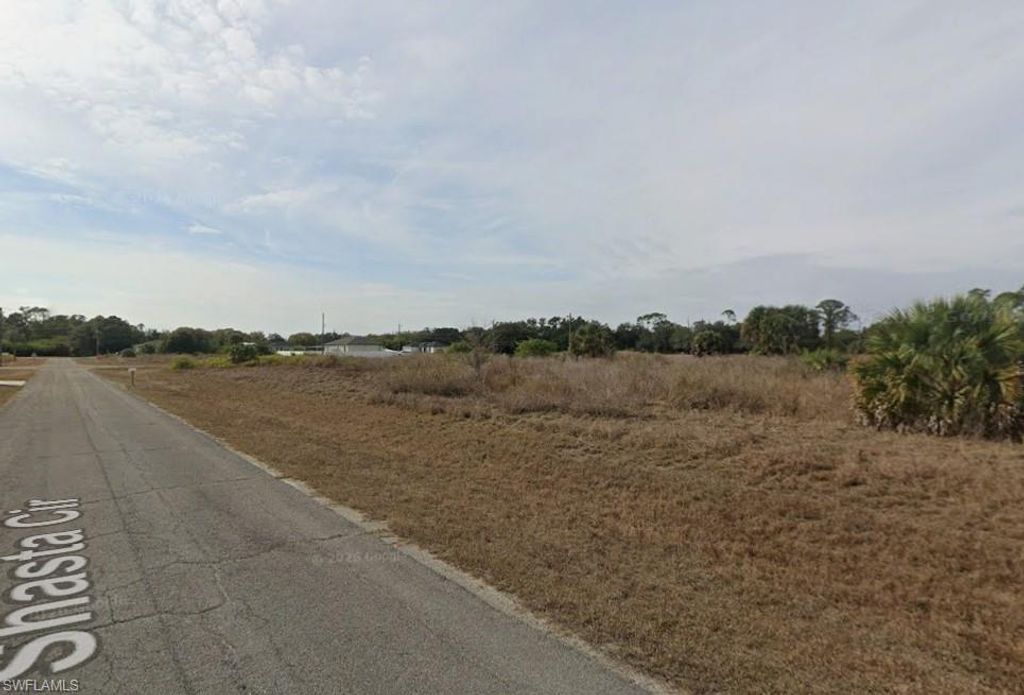 7026 Shasta CIR, LABELLE, FL 33935 — exterior