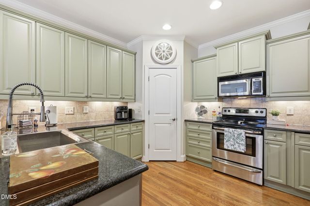 7040 Dayton Ridge Drive, Apex, NC 27539