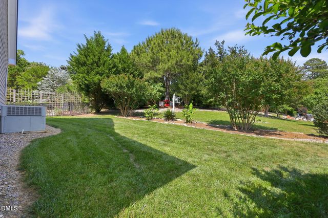 7040 Dayton Ridge Drive, Apex, NC 27539