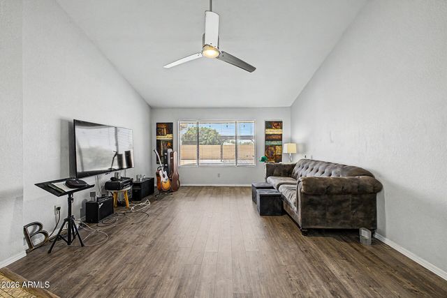 5423 E ELLIS Street, Mesa, AZ 85205