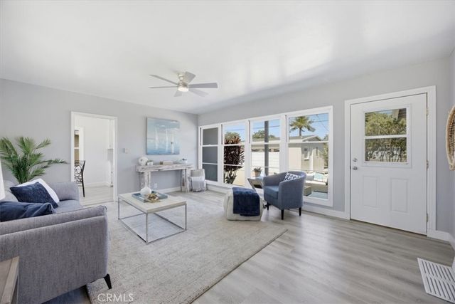 2824 Charlemagne Avenue, Long Beach, CA 90815
