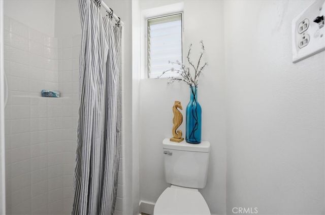 2824 Charlemagne Avenue, Long Beach, CA 90815