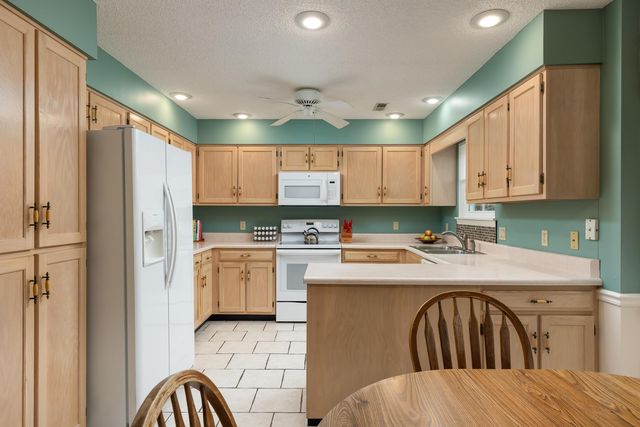 6587 Hickory Brook Road, Chattanooga, TN 37421