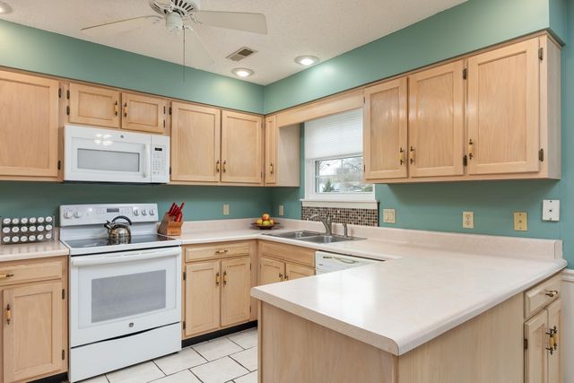 6587 Hickory Brook Road, Chattanooga, TN 37421