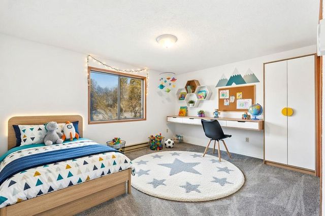 627 S S Sunderland Rd, Spokane Valley, WA 99206