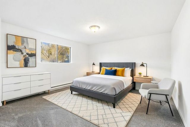 627 S S Sunderland Rd, Spokane Valley, WA 99206