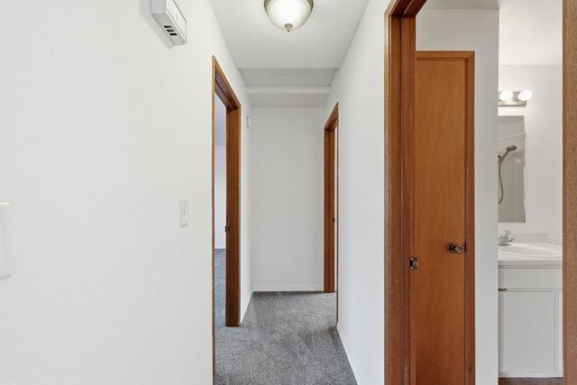 627 S S Sunderland Rd, Spokane Valley, WA 99206