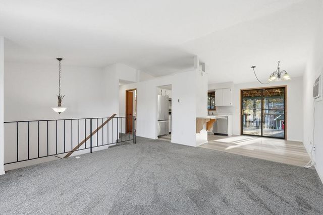 627 S S Sunderland Rd, Spokane Valley, WA 99206