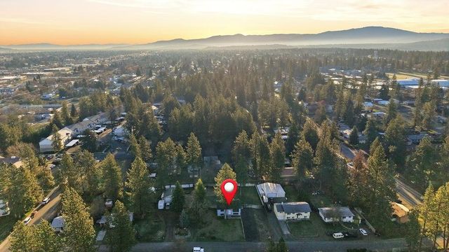 627 S S Sunderland Rd, Spokane Valley, WA 99206