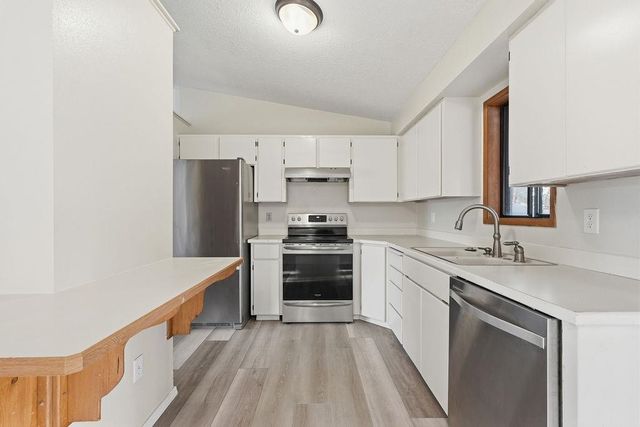 627 S S Sunderland Rd, Spokane Valley, WA 99206