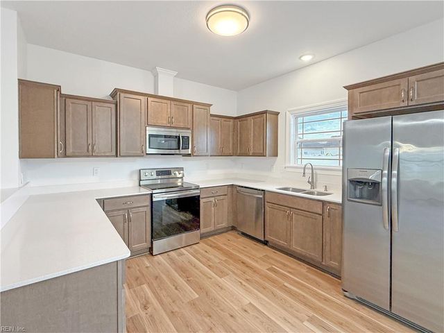 522 Millbrooke CIR, Elizabeth City, NC 27909