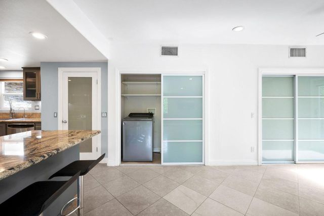 45496 Garden Square, Palm Desert, CA 92260