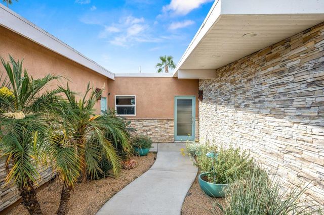 45496 Garden Square, Palm Desert, CA 92260