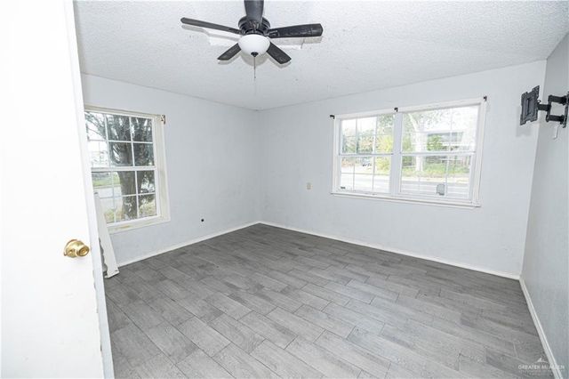 217 S Bridge Avenue, Weslaco, TX 78596