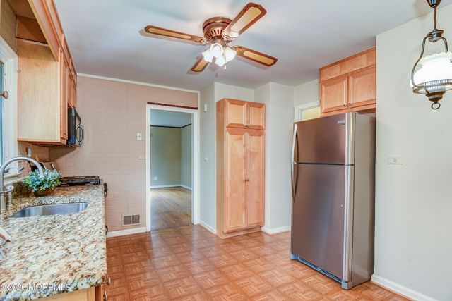 73 Townsend Street, Milltown, NJ 08850
