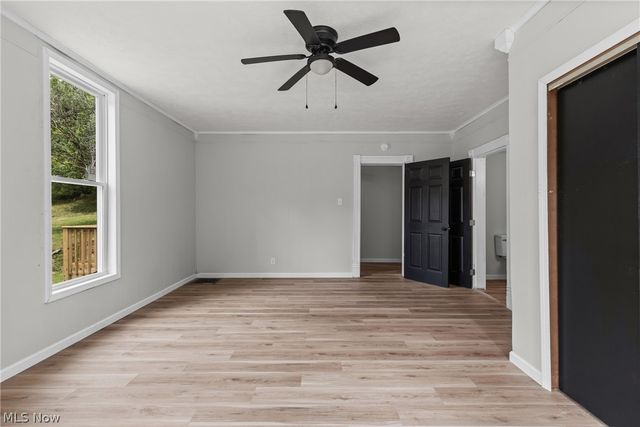 56775 Colerain Pike, Martins Ferry, OH 43935
