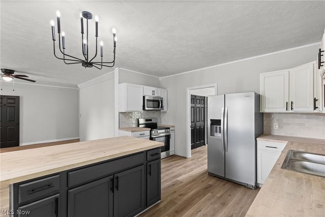 56775 Colerain Pike, Martins Ferry, OH 43935