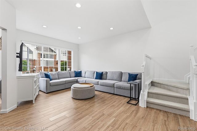 29348 Douglas Drive, Novi, MI 48377