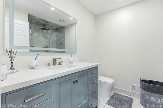 29348 Douglas Drive, Novi, MI 48377