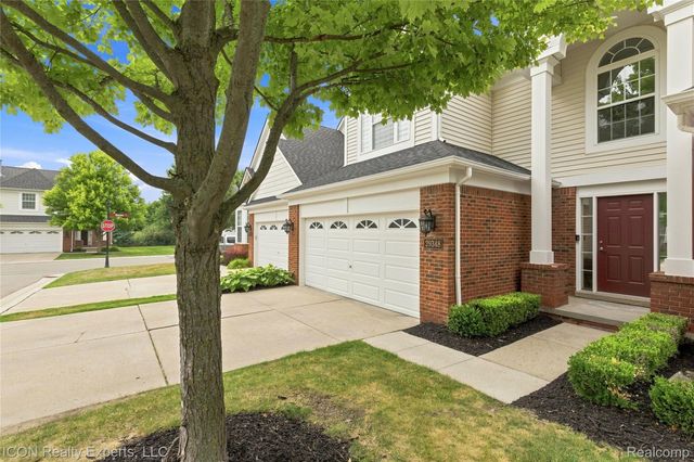 29348 Douglas Drive, Novi, MI 48377