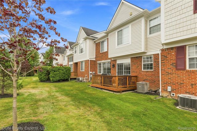 29348 Douglas Drive, Novi, MI 48377